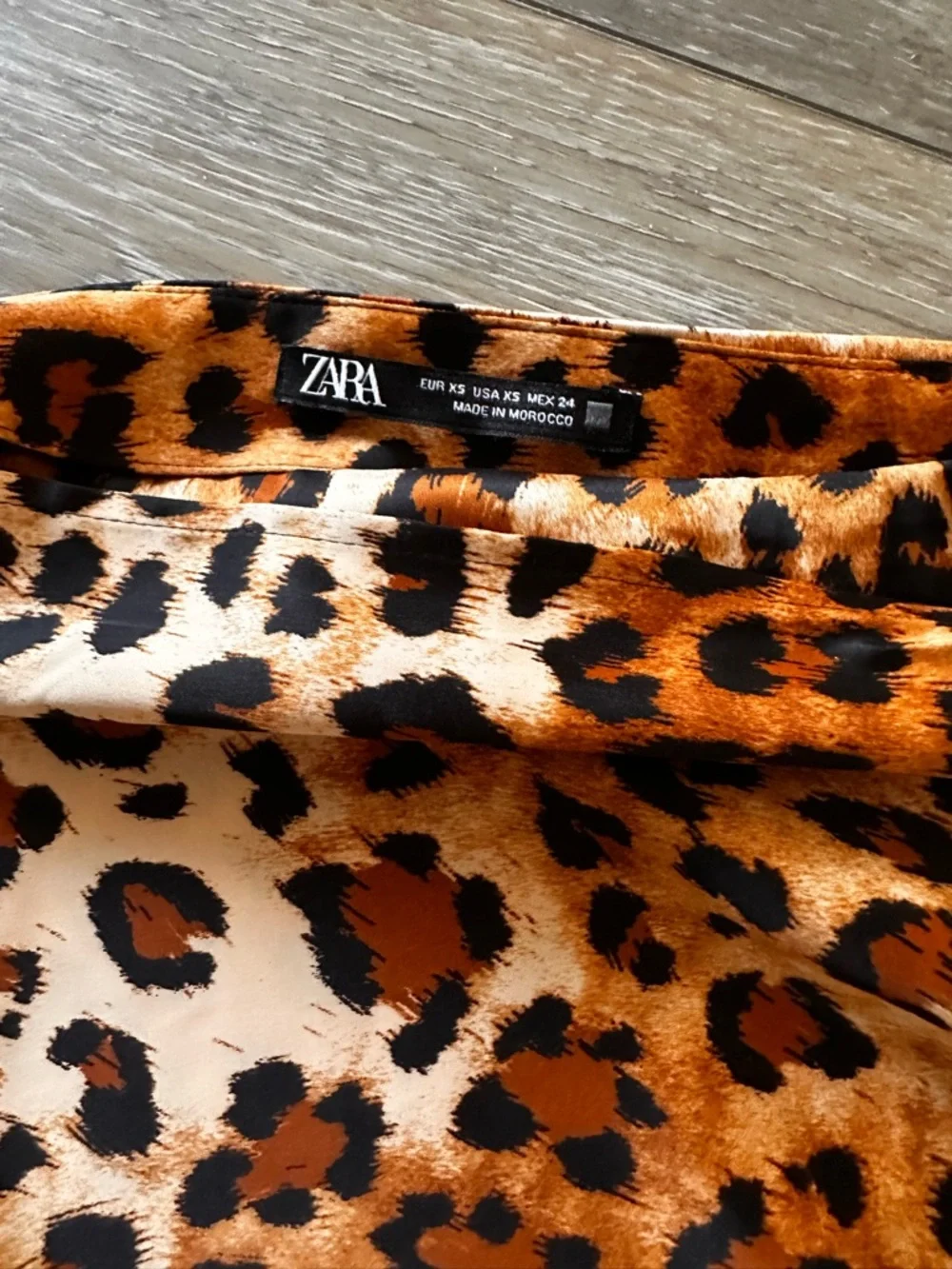 Zara skirt XS animal
Print - Picture 2 of 2